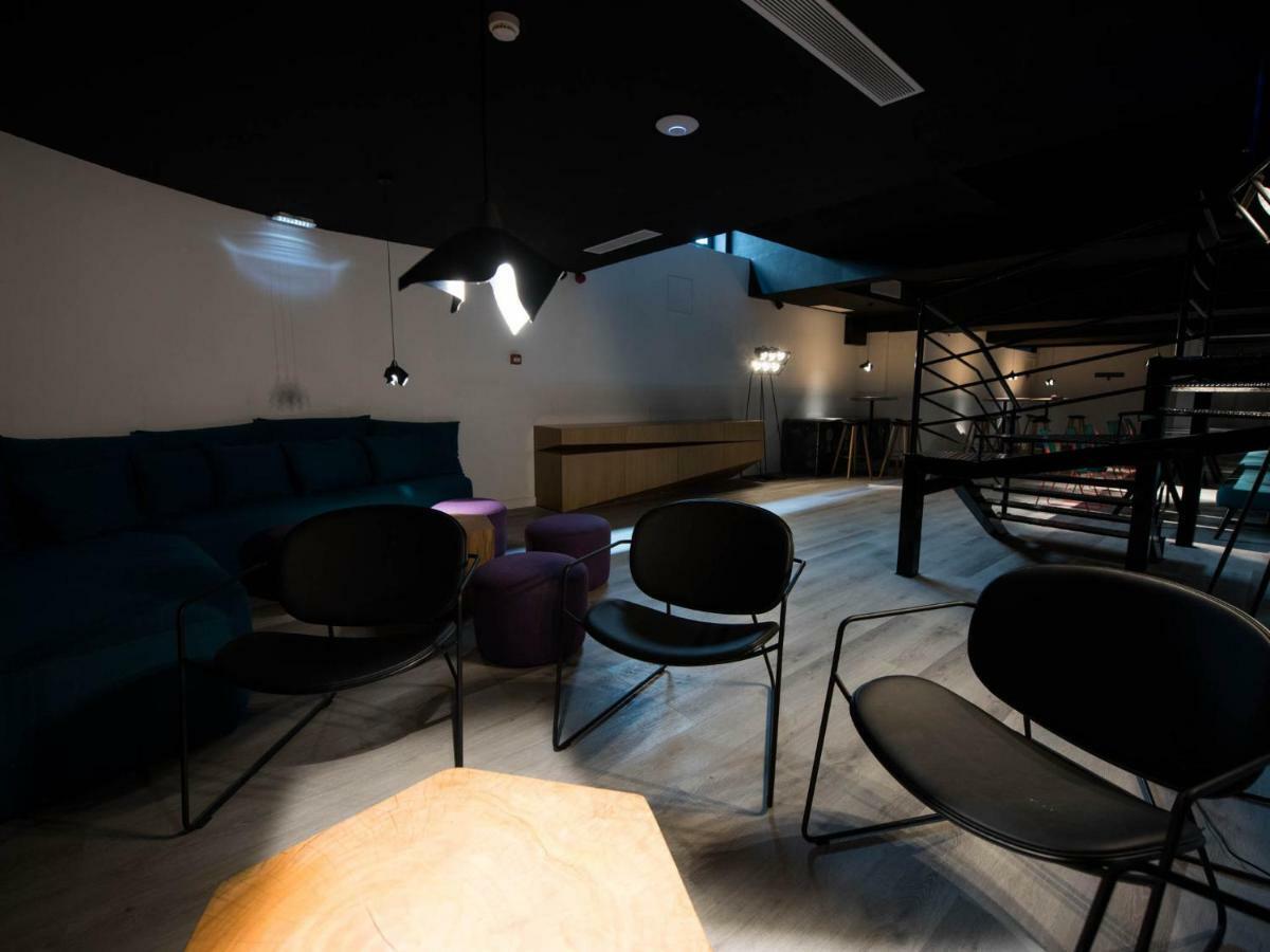 Albergue Room00 *