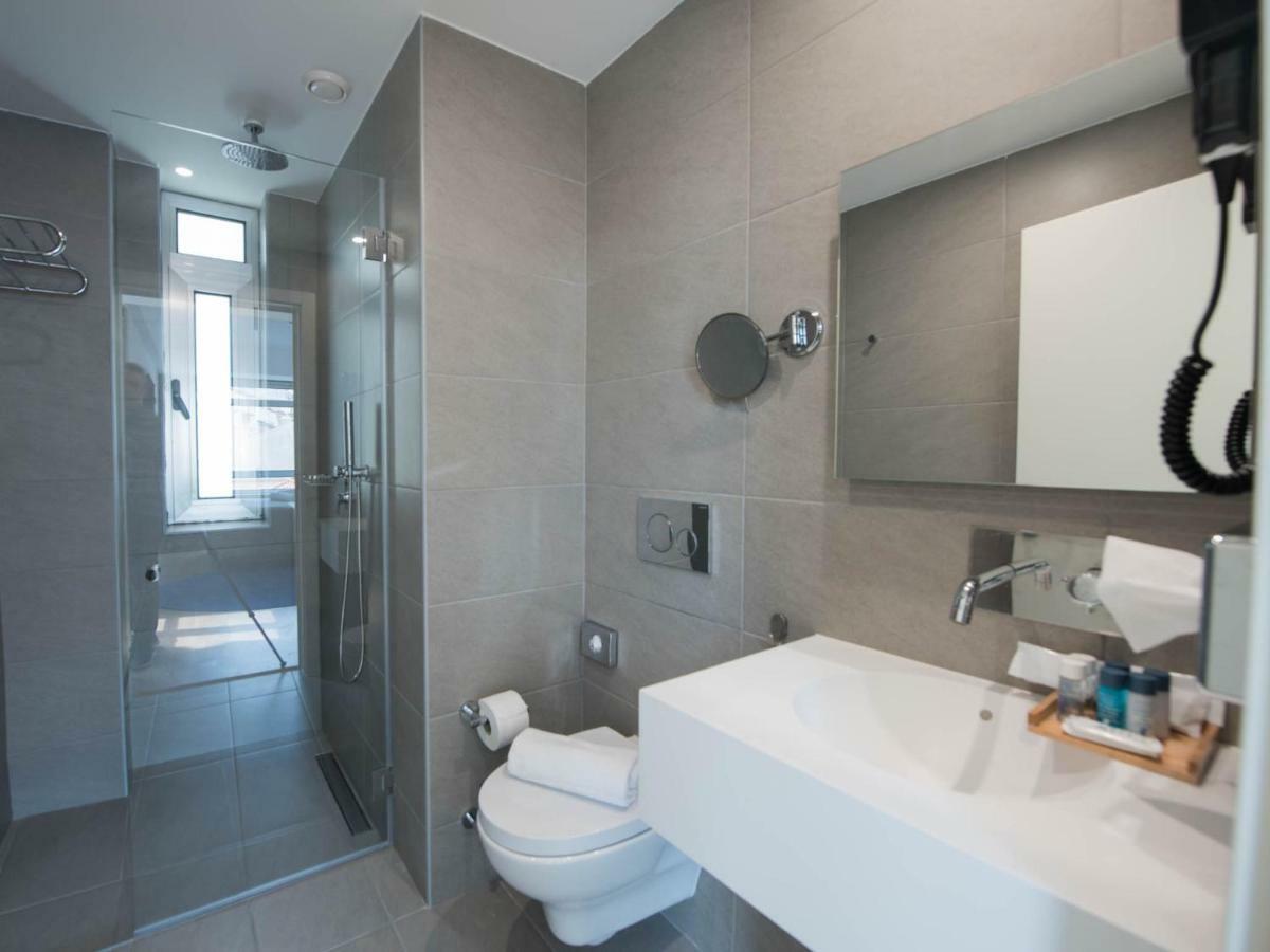 Auberge de jeunesse Room00 *