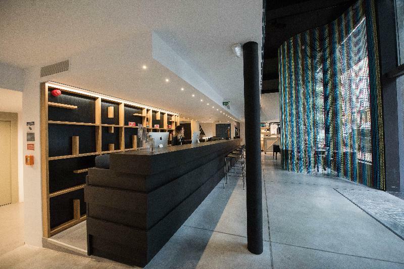 Room00 Lisboa